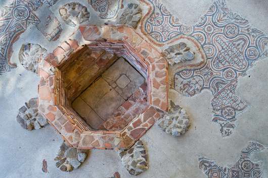 DEKD 2025: Po poteh rimske Emone s strokovnjakinjama – kustosinjo in konservatorko