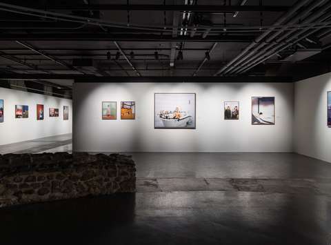 Razstava fotografa Roba Hornste Običajni ljudje, Galerija Jakopič, 2026