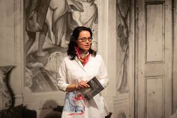 Zadnje vodstvo po razstavi Okras biljardne sobe z avtorico Ano Pokrajac Iskra in konservatorko-restavratorko Sašo Snoj