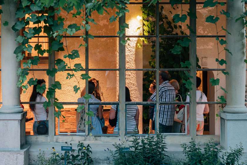 Vodstvo za družine po Plečnikovi hiši