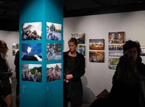 Razstava slovenske protestne fotografije Naša last, Galerija Jakopič, 2024