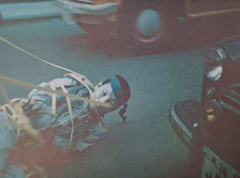 Ulični performans Yoshia Nakajime, Ginza, Tokyo, Japonska, okoli 1960