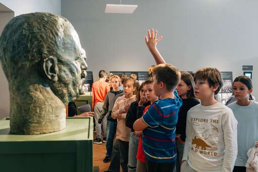 Muzej za mir: interaktivno vodstvo za družine