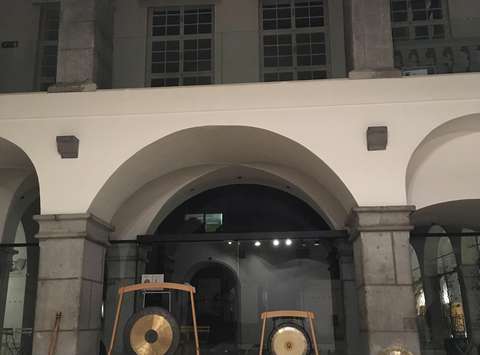 Zvočna kopel v Mestnem muzeju Ljubljana
