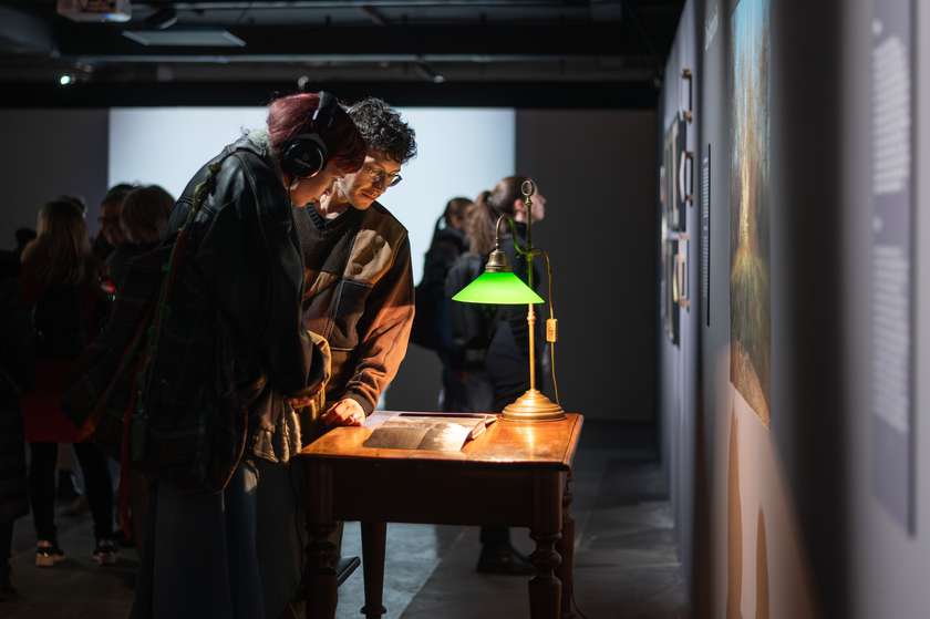 Razstava alumnov Od blizu Začasni naslov, Galerija Jakopič, 2025