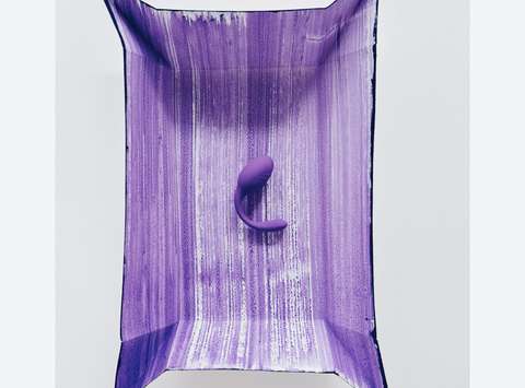 Na sledi svobodi, mešana tehnika - akril, papir, plastika, 2024