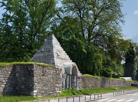 Rimski zid na Mirju