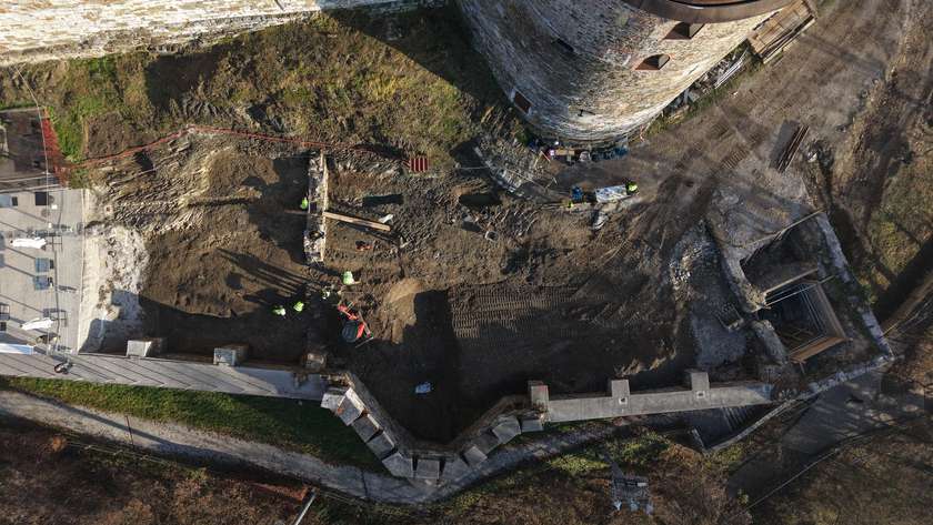 Dokumentiranje arheoloških ostalin ob trenutnih arheoloških raziskavah