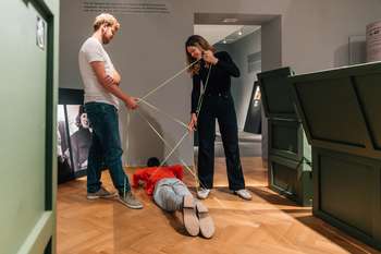 Muzej za mir: interaktivno vodstvo za družine