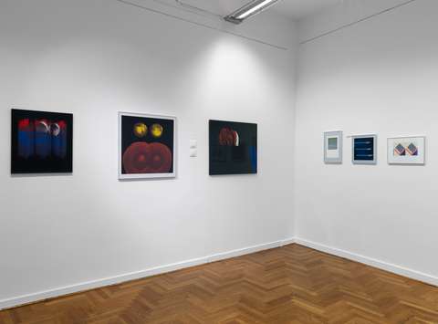 Postavitev razstave Nemirno oko Staneta Jagodiča v Mestni galeriji Ljubljana.