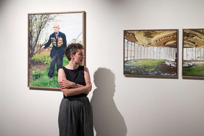 Brezplačno vodstvo s kuratorko po fotografski razstavi Roba Hornstre