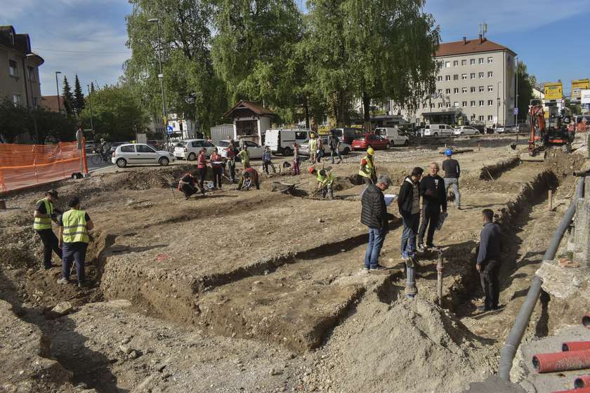 Arheološka izkopavanja na Trgu mladinskih delovnih brigad