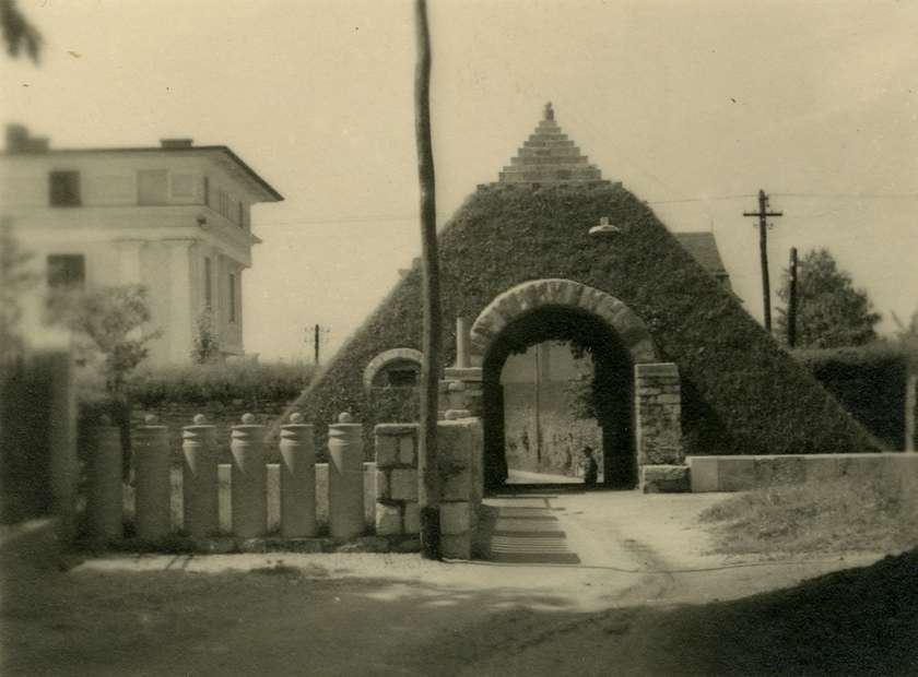 Plečnikova ureditev Rimskega zidu, 1940