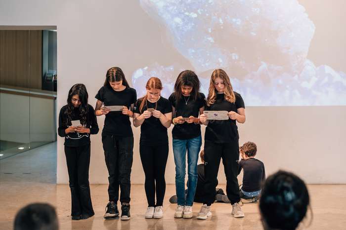 Jaz - enkraten in neponovljiv - performans