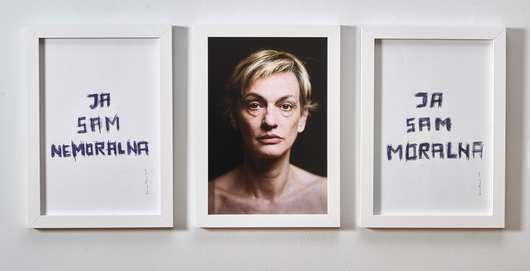 Vodstvo po razstavi Na liniji pobega – Možnim svetovom naproti